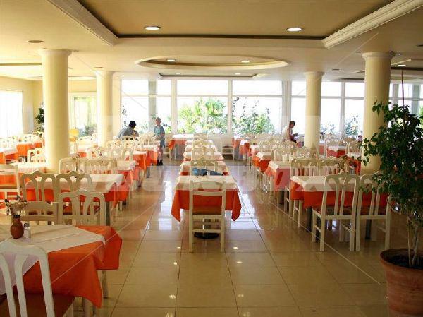 holiday in Aristoteles Beach