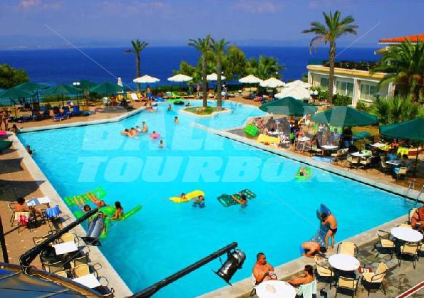 holiday in Aristoteles Beach