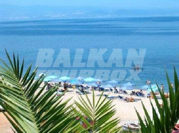 holiday in Aristoteles Beach