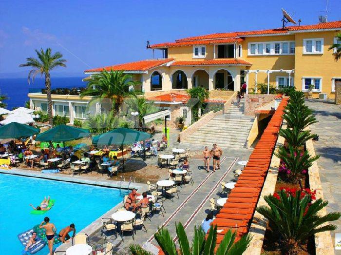 holiday in Aristoteles Beach
