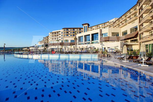 почивка в Euphoria Aegean Resort and Spa