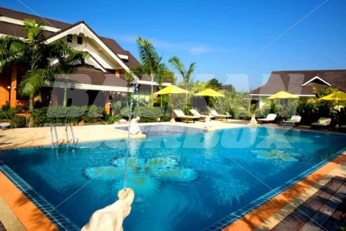 holiday in Le Charme Sukhothai Resort