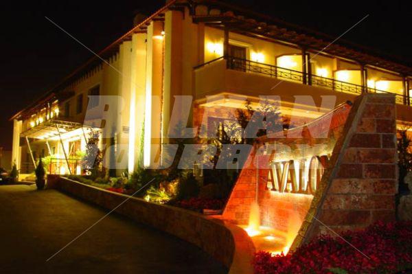 holiday in Avalon