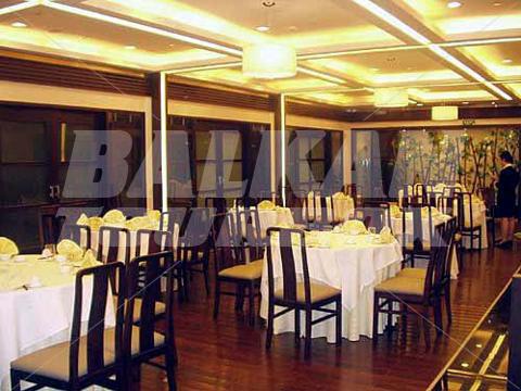 holiday in Ruitai Hongqiao