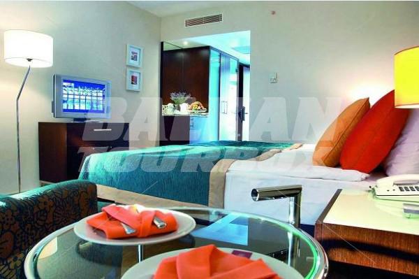 почивка в Arum Barut Collection