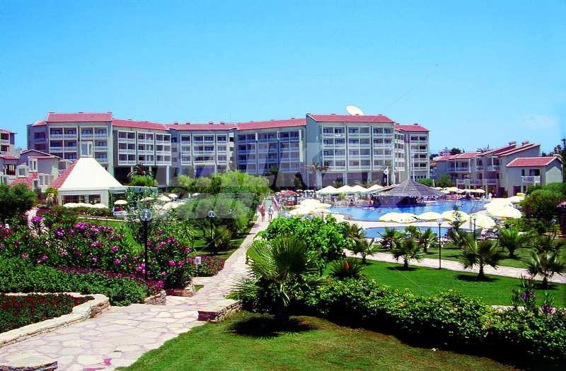 почивка в  Arum Barut Collection
