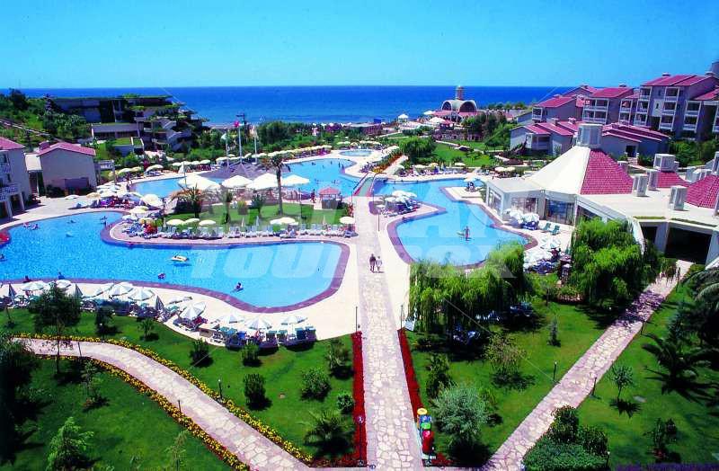 почивка в Arum Barut Collection