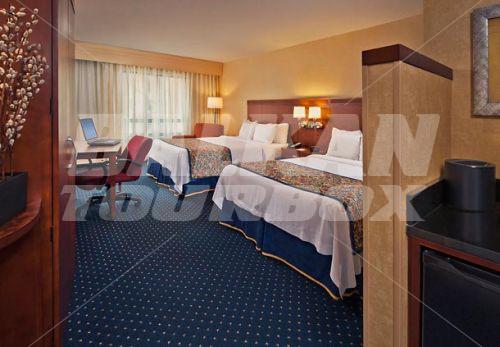 почивка в Courtyard by Marriott Washington Capitol Hill/Navy Yard