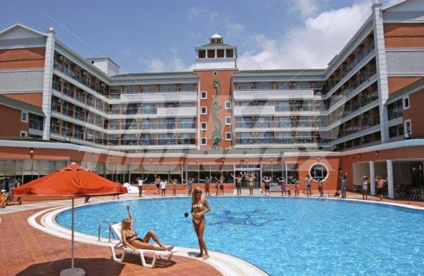почивка в Insula Resort