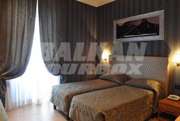 почивка в Hotel Lirico