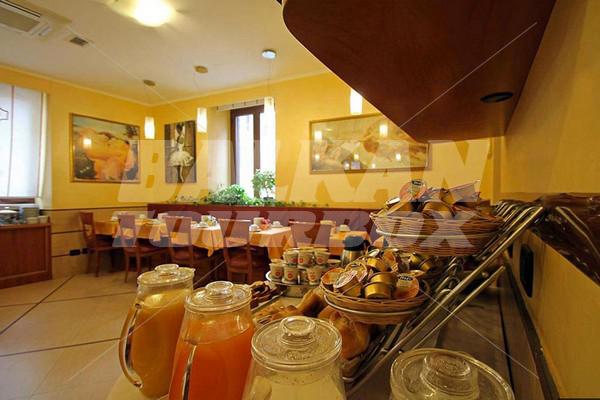 почивка в Hotel Lirico