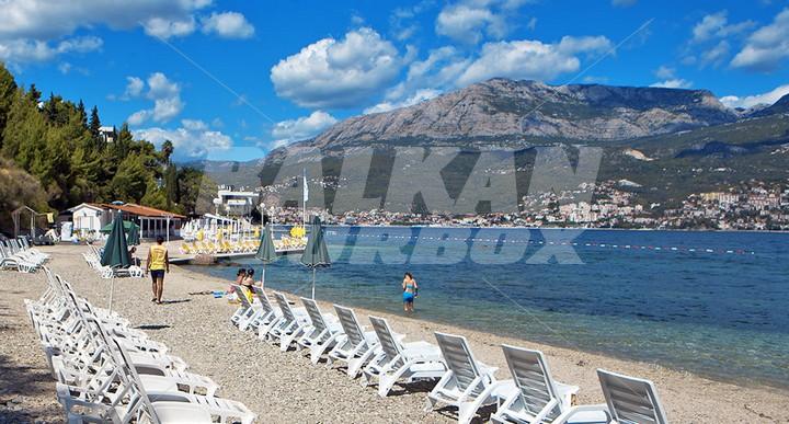 holiday in Club Hotel Riviera