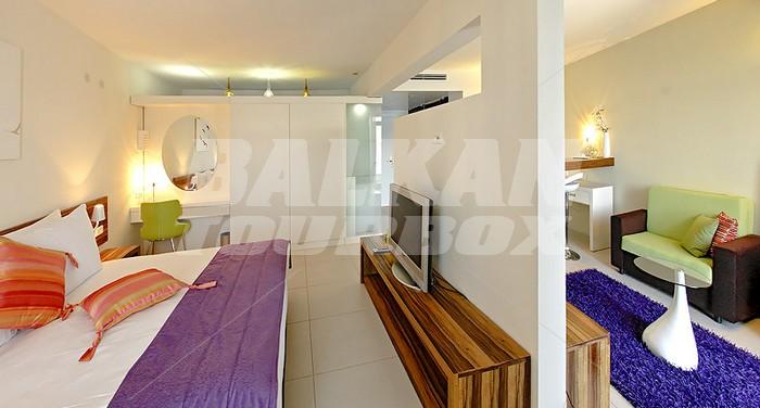 holiday in Club Hotel Riviera