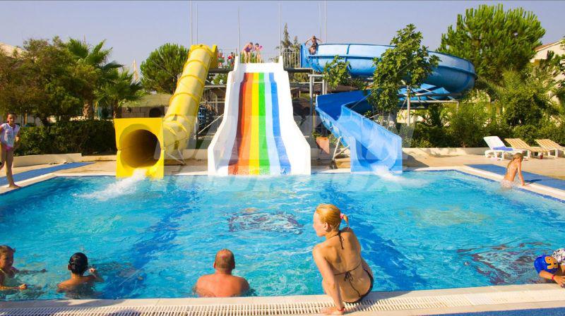 почивка в Riva Resort & SPA Costa