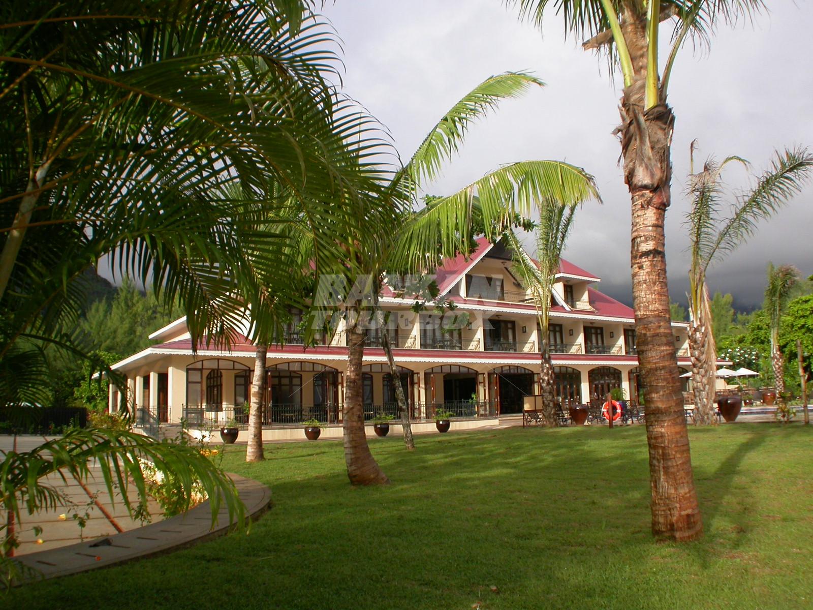 holiday in  The Wharf Hotel & Marina