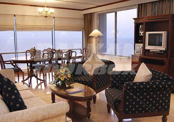 holiday in Ceylon Continental