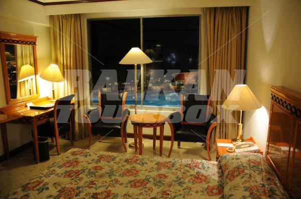 holiday in Ceylon Continental