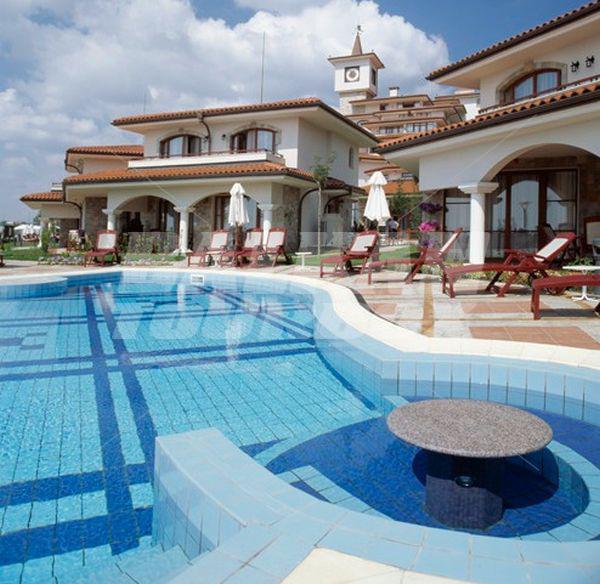 holiday in VIP Villas Royal Helena Sands