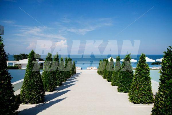 почивка в Cavo Olympo Luxury Resort and SPA