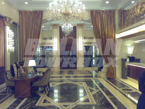 holiday in Grand Emperor