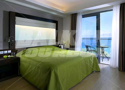 holiday in Arion