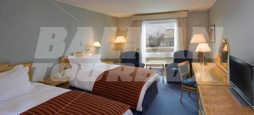 holiday in Sofitel Victoria