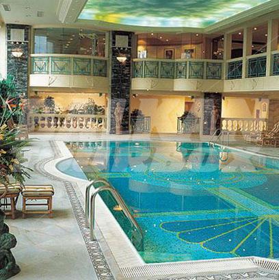 holiday in Landmark