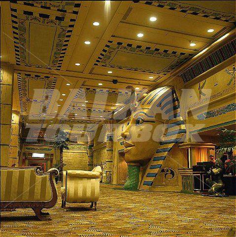 holiday in Landmark
