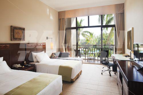 holiday in Holiday Inn Sanya Bay Resort