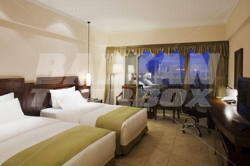 holiday in Holiday Inn Sanya Bay Resort