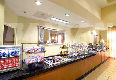 почивка в SpringHill Suites by Marriott Oklahoma City Quail Springs