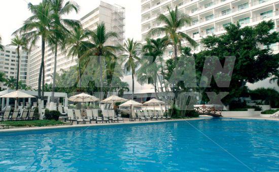 почивка в Emporio Acapulco