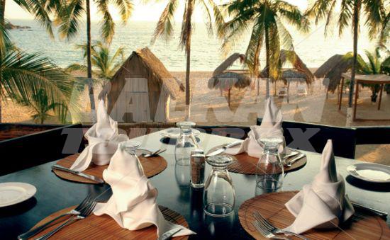 почивка в Emporio Acapulco