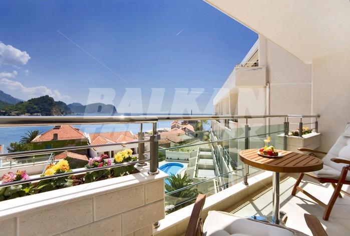 holiday in Monte Casa