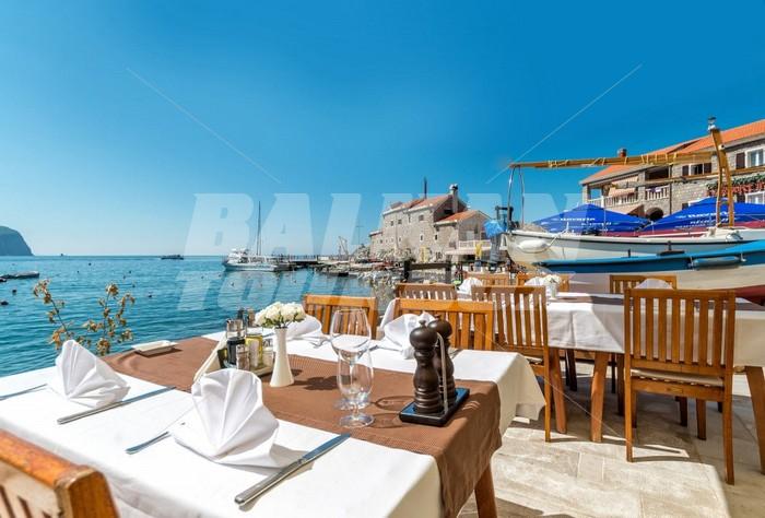 holiday in Monte Casa