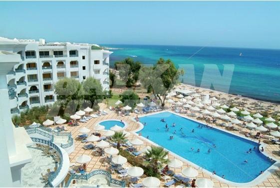 почивка в Riu Park El Kebir