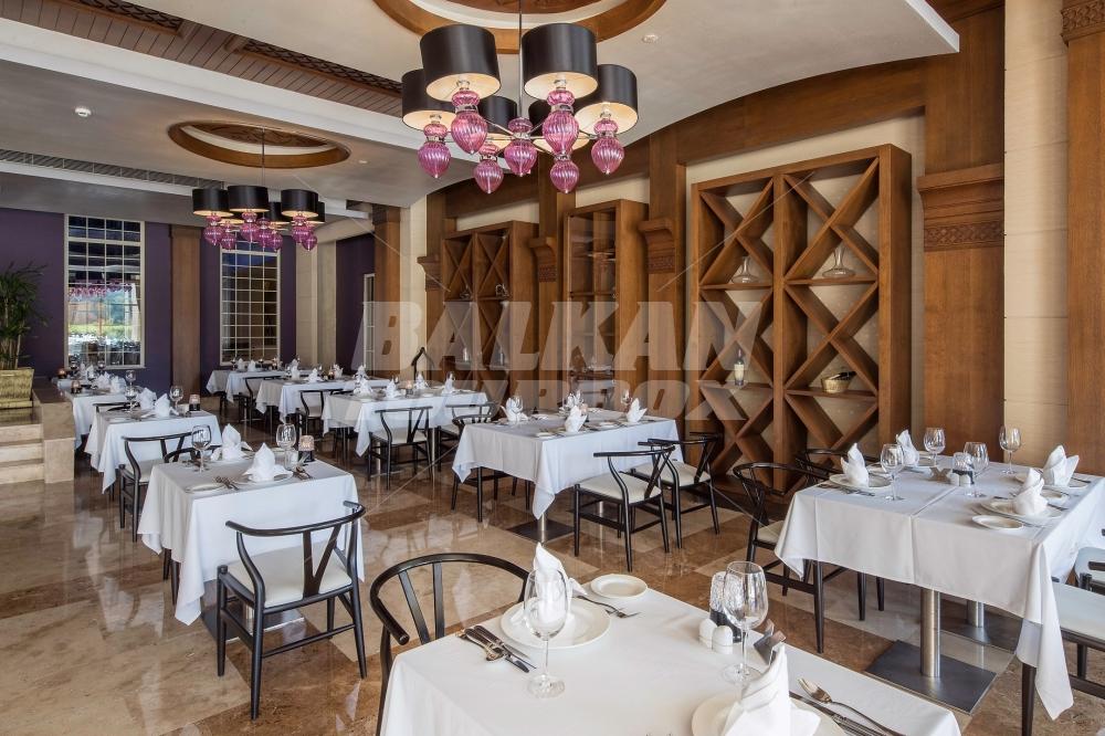 почивка в Rixos Premium