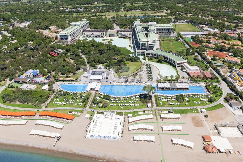 почивка в  Rixos Premium