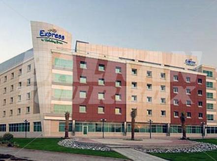 почивка в  Holiday Inn Express Jumeirah Beach