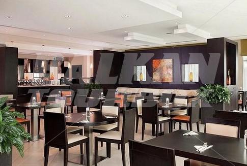 почивка в Holiday Inn Express Jumeirah Beach