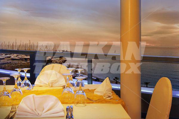 holiday in Poseidon