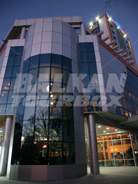почивка в Мериан Палас