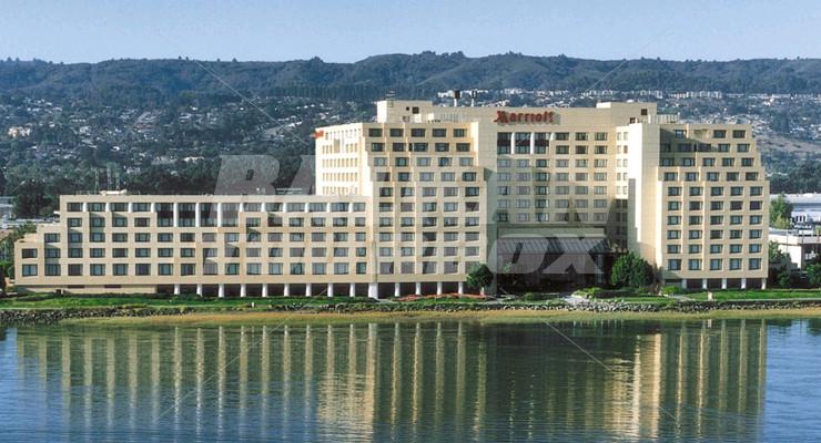 почивка в  San Francisco Airport Marriott Waterfront