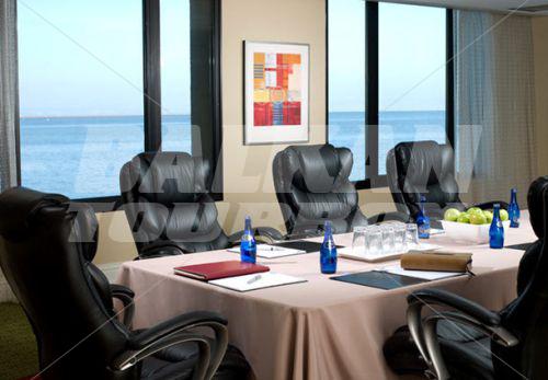 почивка в San Francisco Airport Marriott Waterfront