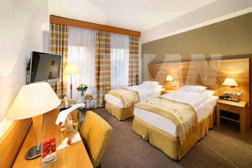 почивка в Crowne Plaza Prague