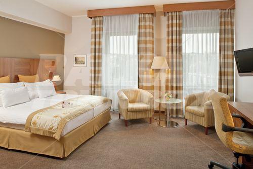 почивка в Crowne Plaza Prague