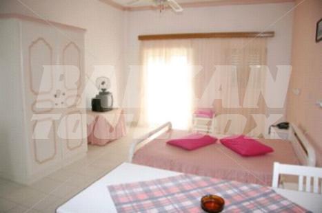 почивка в Efstathia Hotel Apartments