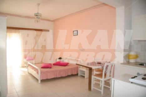 почивка в Efstathia Hotel Apartments
