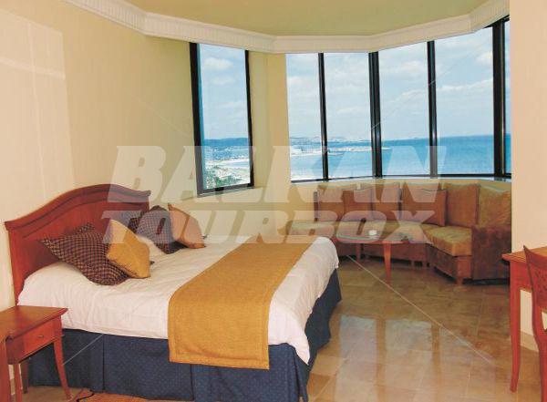 почивка в Iberostar Saphir Palace