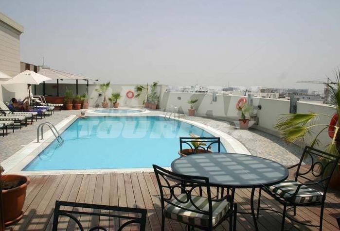 почивка в Coral Deira